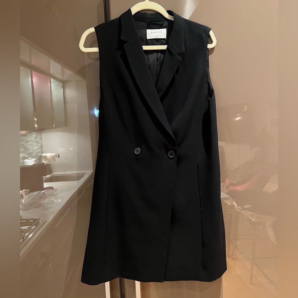 Babaton Sleeveless Blazer in Black Size 10
